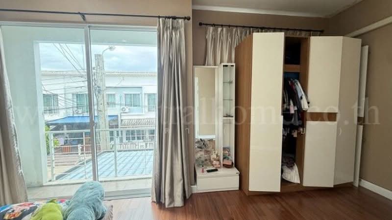 Pleno Ekachai – Kanjanapisek ; พลีโน่ เอกชัย – กาญจนาภิเษก, กรุงเทพ, บางบอน, กรุงเทพ, 130 ตร.ม., ทาวน์เฮ้าส์ ขาย, โดย คุณ นนทิตา ( ต่าย ), 500423683 - DDproperty.com