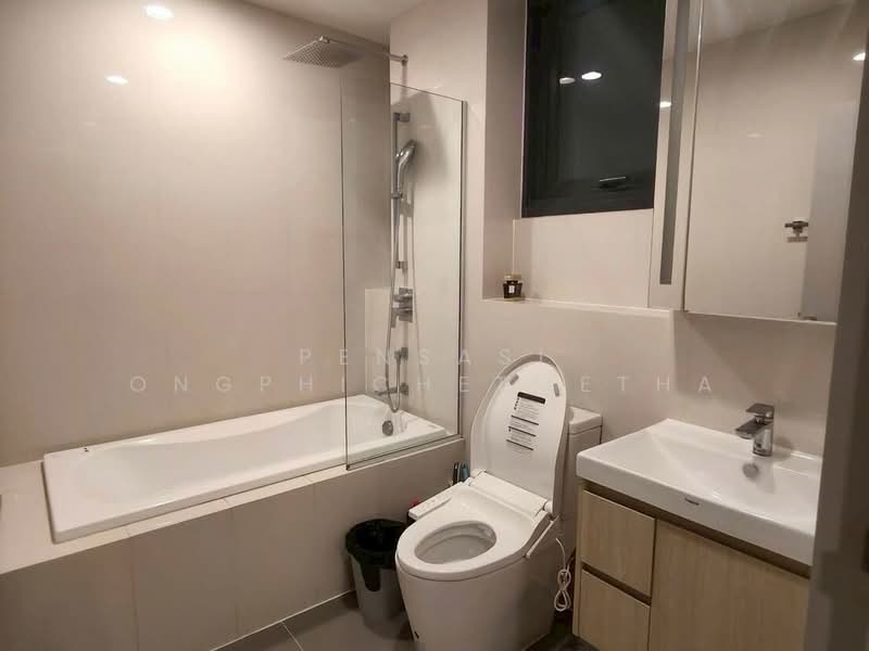 Oka Haus Sukhumvit 36, Bangkok, 3399 Rama 4 Road, Khong Tan, Khlong Toei, Bangkok, 2 Bedrooms, 50 sqm, Condo For Rent, by Pensasi Ongphichetmetha, 500423695 - DDproperty.com
