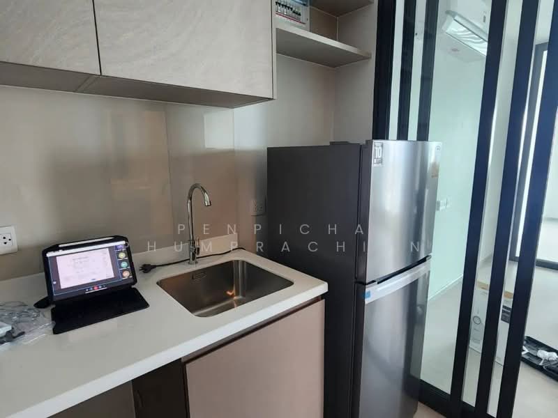 Life Sathorn Sierra, Bangkok, Ratchaphruek Rd, Talat Plu, Thon Buri, Bangkok, 2 Bedrooms, 36 sqm, Condo For Rent, by Penpicha Phumprachian, 500423743 - DDproperty.com