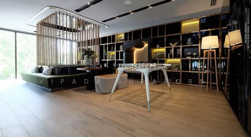 Life Sukhumvit 62, Bangkok, Soi Sukhumvit 62, Bang Chak, Phra Khanong, Bangkok, 1 Bedroom, 35 sqm, Condo For Sale, by Vipada Supaporn, 500423756 - DDproperty.com