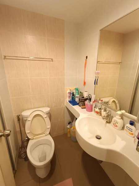Lumpini Ville On Nut 46, Bangkok, Sukhumvit 77 Road, Suan Luang, Bangkok, 2 Bedrooms, 54 sqm, Condo For Sale, by Vipada Supaporn, 500423772 - DDproperty.com