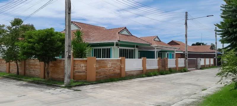 ขายบ้านเดี่ยวชั้นเดียว หลังมุม โครงการบ้านนนทวรรณ จังหวัดระยอง ทำเลดี เดินทางสะดวก, Rayong, Taphong, Muang Rayong, Rayong, 4 Bedrooms, 300 sqm, Single Detached House For Sale, by คุณสันชัย, 500423834 - DDproperty.com