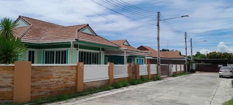 ขายบ้านเดี่ยวชั้นเดียว หลังมุม โครงการบ้านนนทวรรณ จังหวัดระยอง ทำเลดี เดินทางสะดวก, Rayong, Taphong, Muang Rayong, Rayong, 4 Bedrooms, 300 sqm, Single Detached House For Sale, by คุณสันชัย, 500423834 - DDproperty.com
