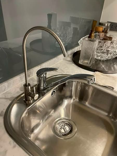 The Private Residence Rajdamri, Bangkok, Soi Sarasin 2, Sarasin Road, Lumphini, Pathum Wan, Bangkok, 1 Bedroom, 70 sqm, Condo For Rent, by Napatsawan Tamjorhor, 500423842 - DDproperty.com