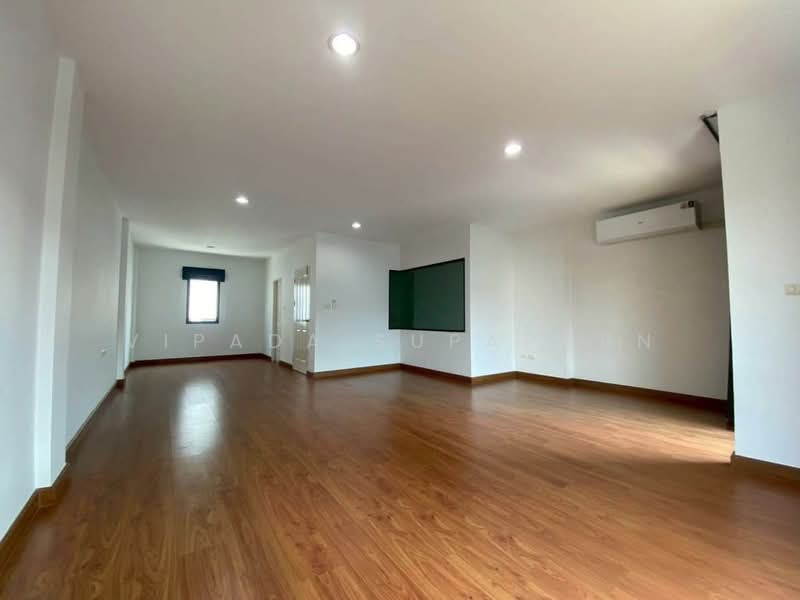 undefined, กรุงเทพ, มีนบุรี, กรุงเทพ, 219 ตร.ม., บ้านเดี่ยว ขาย, โดย Vipada Supaporn, 500423851 - DDproperty.com