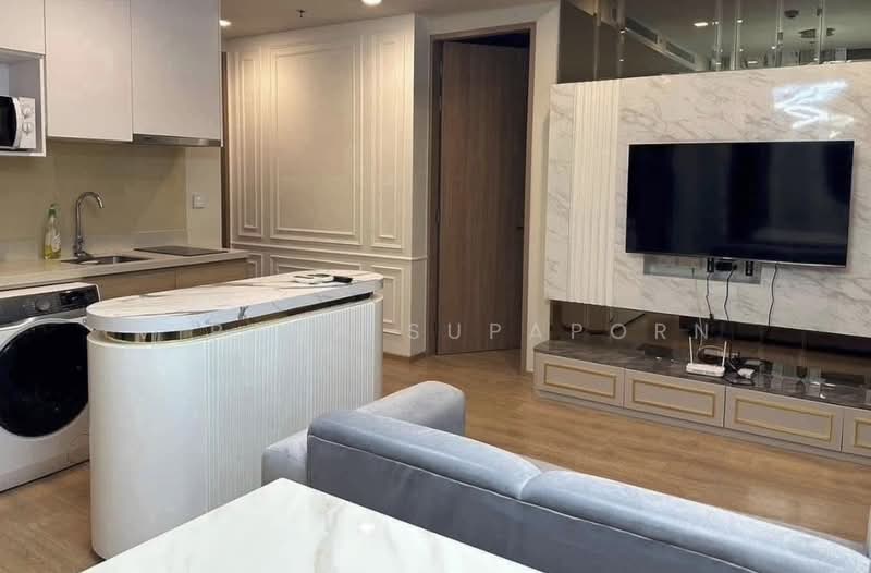 Noble Around Sukhumvit 33, Bangkok, 17 Soi Sukhumvit 33, Khlong Tan Nua, Watthana, Bangkok, 2 Bedrooms, 55 sqm, Condo For Rent, by Vipada Supaporn, 500423867 - DDproperty.com