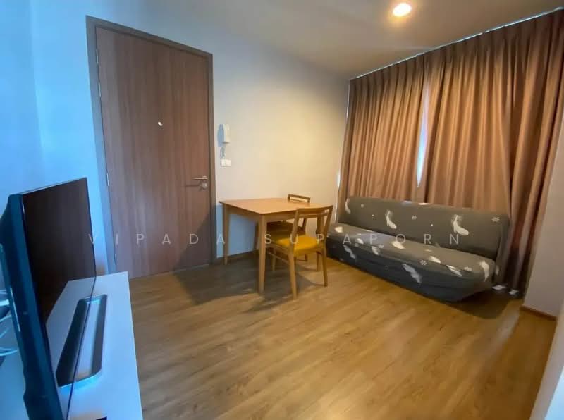Fuse Chan-Sathorn, Bangkok, 160 Chan Road, Thung Wat Don, Sathon, Bangkok, 1 Bedroom, 30 sqm, Condo For Sale, by Vipada Supaporn, 500423925 - DDproperty.com