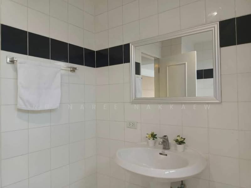 The Waterford Park, Bangkok, Soi Sukhumvit 53, Khlong Tan Nua, Watthana, Bangkok, 3 Bedrooms, 157 sqm, Condo For Rent, by Nutnaree Nakkaew, 500423941 - DDproperty.com