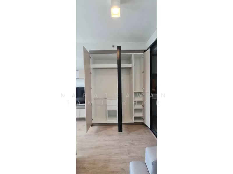 IDEO Sathorn-Wongwian Yai, Bangkok, 219 Soi Krung Thonburi 1, Khlong Ton Sai, Khlong San, Bangkok, 1 Bedroom, 27 sqm, Condo For Sale, by Napatsawan Tamjorhor, 500424007 - DDproperty.com