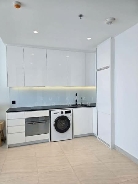Tait Sathorn 12, Bangkok, Soi Sathorn 12, Sathorn Road, Silom, Bang Rak, Bangkok, 1 Bedroom, 52 sqm, Condo For Sale, by Sutapat Pariwong, 500424025 - DDproperty.com