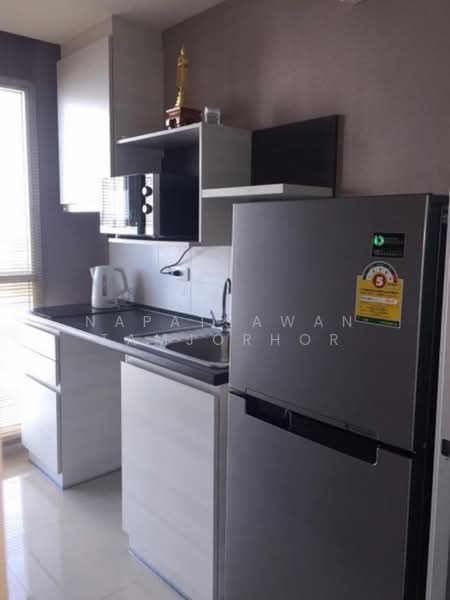 Life Ratchadapisek, Bangkok, 279 Ratchadapisaek Road, Huai Khwang, Bangkok, 2 Bedrooms, 56 sqm, Condo For Rent, by Napatsawan Tamjorhor, 500424033 - DDproperty.com