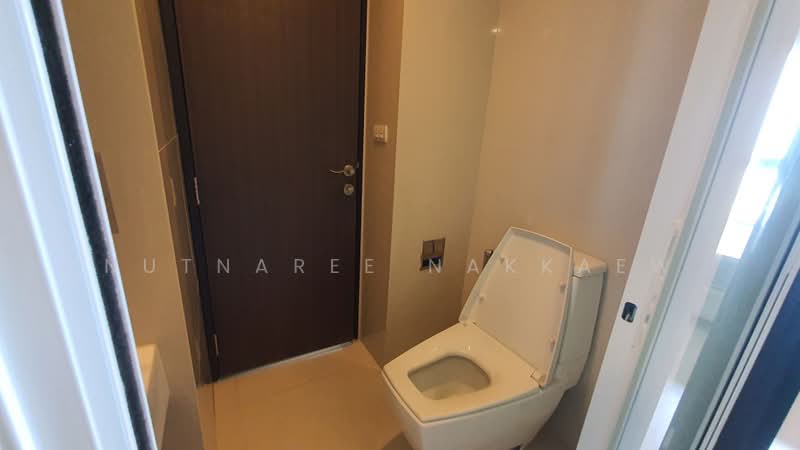 Rhythm Sukhumvit 44/1, Bangkok, Sukhumvit Road, Phra Kanong, Khlong Toei, Bangkok, 1 Bedroom, 35 sqm, Condo For Rent, by Nutnaree Nakkaew, 500424089 - DDproperty.com