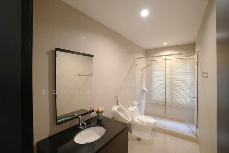 Noble Tara Pattanakarn, Bangkok, 2046 Pattanakarn Road, Suan Luang, Bangkok, 4 Bedrooms, 370 sqm, Single Detached House For Sale, by Ratthakit Sophonpibulkit, 500424111 - DDproperty.com