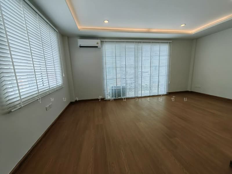 พลัส พาร์ค อเวนิว ลาซาล : Plus Park Avenue Lasalle - Srinakarin, กรุงเทพ, บางนาใต้, บางนา, กรุงเทพ, 320 ตร.ม., ทาวน์เฮ้าส์ ให้เช่า, โดย บุษบา รัตนวงษ์ชัย, 500424125 - DDproperty.com