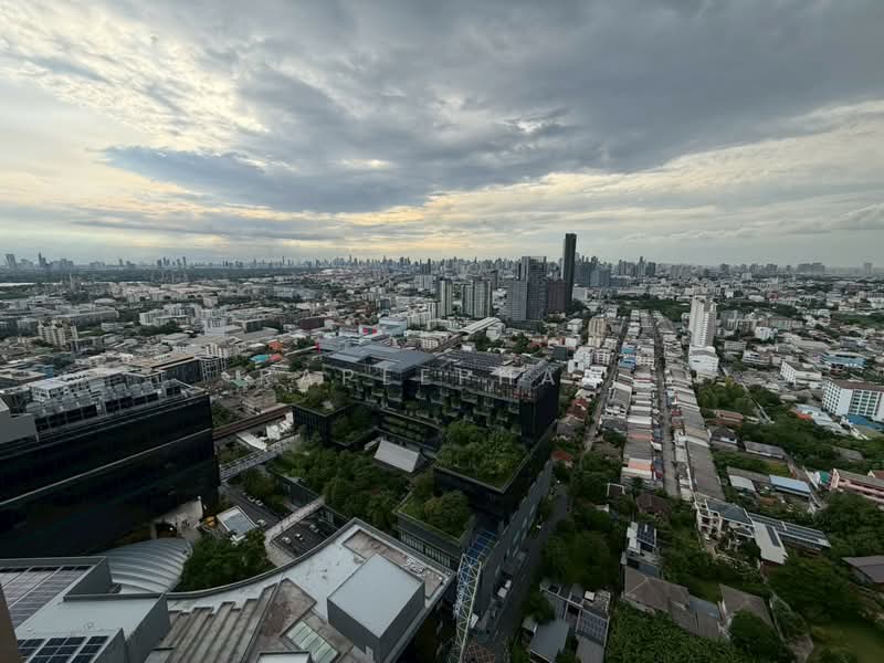 Whizdom Essence, Bangkok, 5 Piyabutr 1 Alley, Bang Chak, Phra Khanong, Bangkok, 1 Bedroom, 35 sqm, Condo For Rent, by Rapeephan, 500424137 - DDproperty.com
