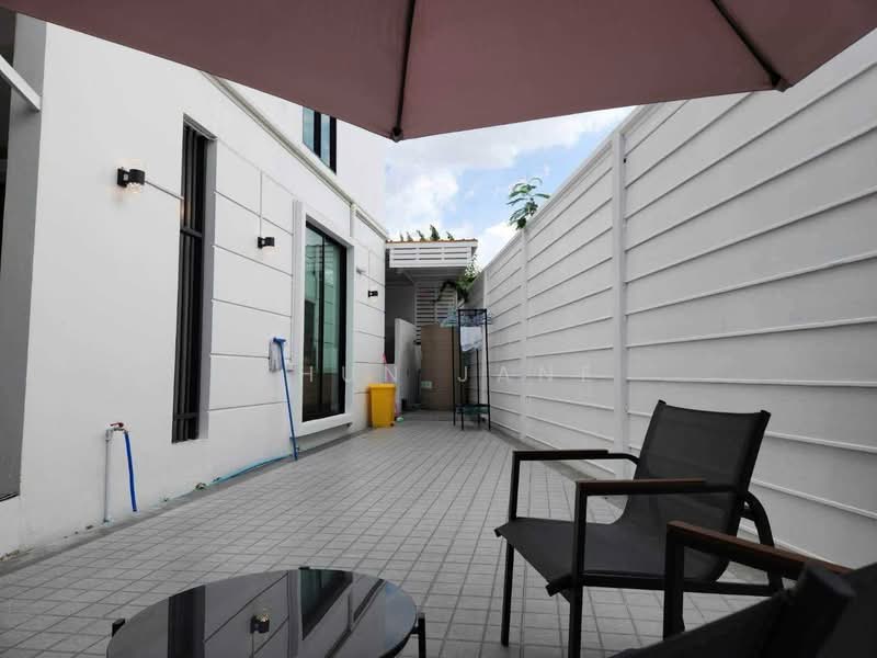 Areeya Mandarina Sukhumvit 77 : อารียา แมนดารีนา สุขุมวิท 77, กรุงเทพ, ถนนสุขุมวิท 77 (อ่อนนุช), สวนหลวง, กรุงเทพ, 128 ตร.ม., ทาวน์เฮ้าส์ ให้เช่า, โดย Khun Jane, 500424181 - DDproperty.com