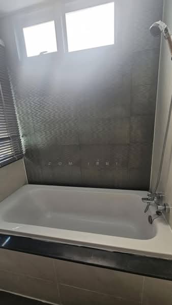 Mayfair Place Sukhumvit 50, Bangkok, Soi Sukhumvit 50, Phra Kanong, Khlong Toei, Bangkok, 2 Bedrooms, 72 sqm, Condo For Rent, by Zom (ส้ม), 500424226 - DDproperty.com