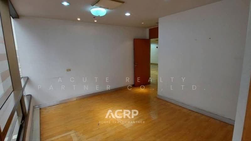 Office space for sale on Phaholyothin Rd. walking in 5 mins to BTS Ari 343 sq.m. Good view, Bangkok, Samsen Nai, Phaya Thai, Bangkok, , 344 sqm, Office Space For Sale, by Acute Realty Partner Co.,Ltd., 500424261 - DDproperty.com