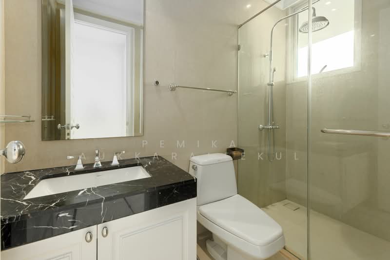 Royce Private Residences, Bangkok, 61 Soi Sukhumvit 31, Khlongtoei Nua, Watthana, Bangkok, 2 Bedrooms, 111 sqm, Condo For Sale, by Pemika Aukkaraleekul, 500424271 - DDproperty.com
