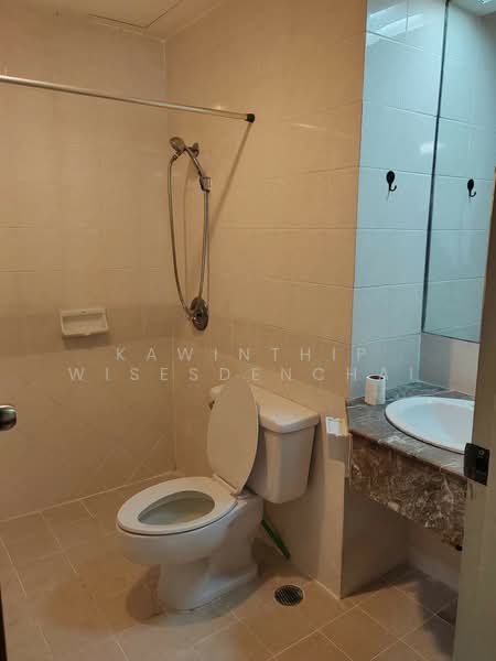 The Royal Place 2, Bangkok, 6-6/429 Soi Mahatlek Luang 2, Lumphini, Pathum Wan, Bangkok, 2 Bedrooms, 93 sqm, Condo For Rent, by Kawinthip Wisesdenchai, 500424294 - DDproperty.com
