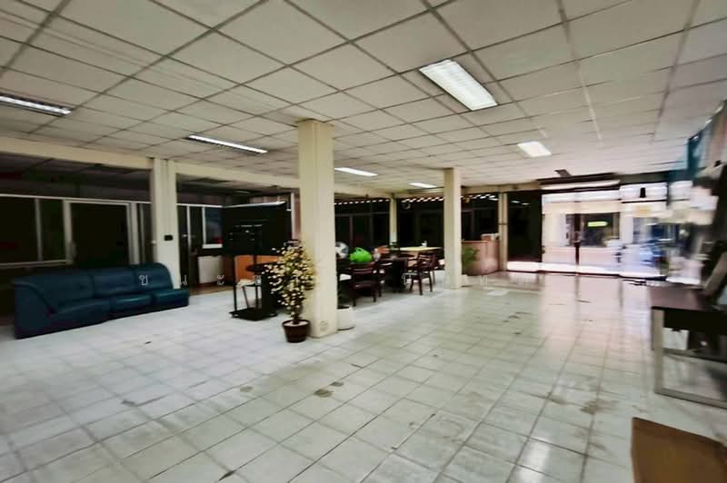 อาคารพาณิชย์ เนื้อที่ 40 ตร.ว. ซอยลาดพร้าว 45 ใกล้โรงเรียนพิบูลอุปถัมภ์ แขวงสามเสนนอก เขตห้วยขวาง, กรุงเทพ, สามเสนนอก, ห้วยขวาง, กรุงเทพ, 500 ตร.ม., ตึกแถว-อาคารพาณิชย์ ขาย, โดย ชนะชาติ นนท์ตา, 500424315 - DDproperty.com