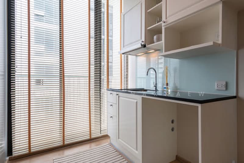Noble Recole, Bangkok, 77 Soi Sukhumvit 19 Sukhumvit Road, Khlongtoei Nua, Watthana, Bangkok, 2 Bedrooms, 62 sqm, Condo For Rent, by Nutnaree Nakkaew, 500424319 - DDproperty.com