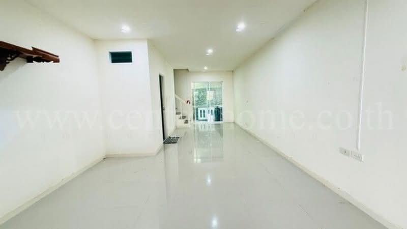 Poomjainivate 3, Samut Prakan, Nai Khlong Bang Pla Kot, Phra Samut Jadee, Samut Prakan, 2 Bedrooms, 110 sqm, Townhouse For Sale, by คุณ นนทิตา ( ต่าย ), 500424345 - DDproperty.com