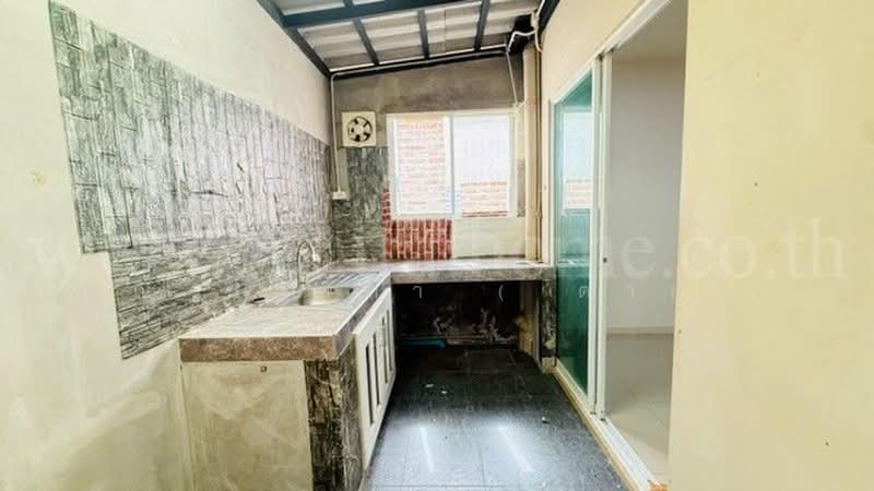 Poomjainivate 3, Samut Prakan, Nai Khlong Bang Pla Kot, Phra Samut Jadee, Samut Prakan, 2 Bedrooms, 110 sqm, Townhouse For Sale, by คุณ นนทิตา ( ต่าย ), 500424345 - DDproperty.com