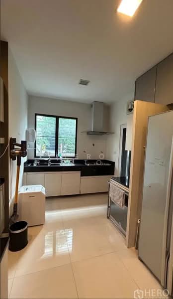 Manthana Onnut-Wongwan 3, Bangkok, 169 Kanchanaphisek Road, Dok Mai, Prawet, Bangkok, 3 Bedrooms, 231 sqm, Single Detached House For Rent, by Hero Realtor Co., Ltd., 500424351 - DDproperty.com