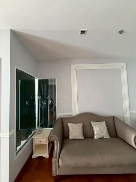 Ivy Sathorn 10 : ไอวี่ สาทร 10, กรุงเทพ, 88 ซอยสาทร 12 ถนนสาทร, สีลม, บางรัก, กรุงเทพ, 83 ตร.ม., คอนโด ให้เช่า, โดย Thanachot Khantigamongun, 500424447 - DDproperty.com
