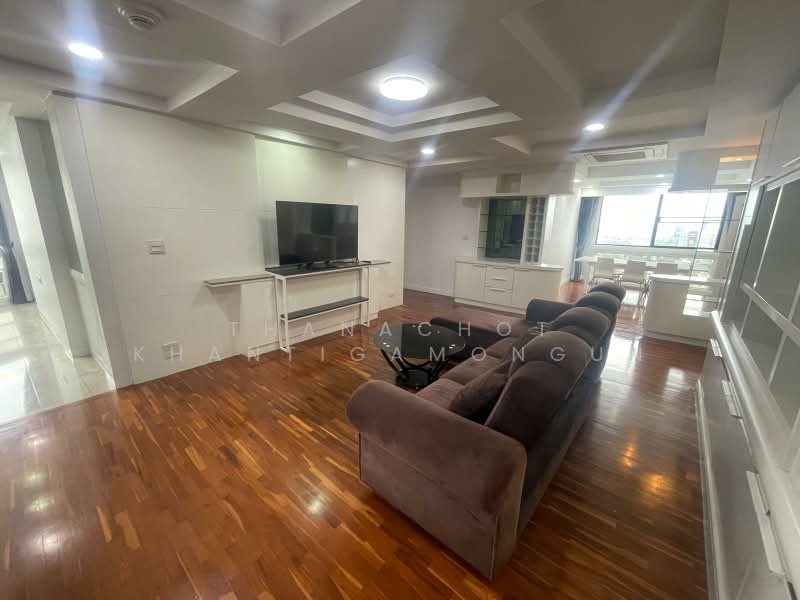 President Park Sukhumvit 24, Bangkok, 99 Sukhumvit 24 Alley, Khlongtoei Nua, Watthana, Bangkok, 3 Bedrooms, 222 sqm, Condo For Rent, by Thanachot Khantigamongun, 500424483 - DDproperty.com