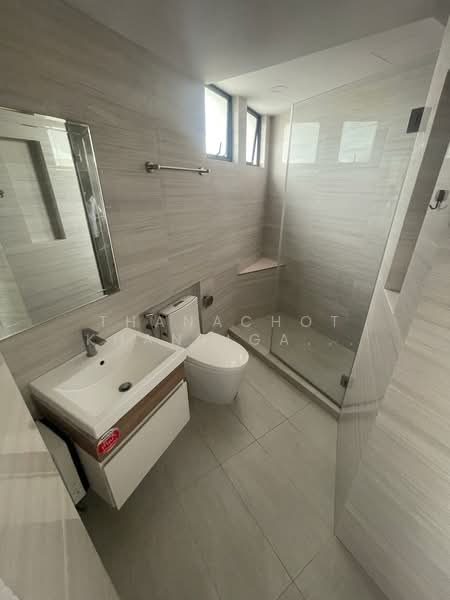 President Park Sukhumvit 24, Bangkok, 99 Sukhumvit 24 Alley, Khlongtoei Nua, Watthana, Bangkok, 3 Bedrooms, 222 sqm, Condo For Rent, by Thanachot Khantigamongun, 500424483 - DDproperty.com