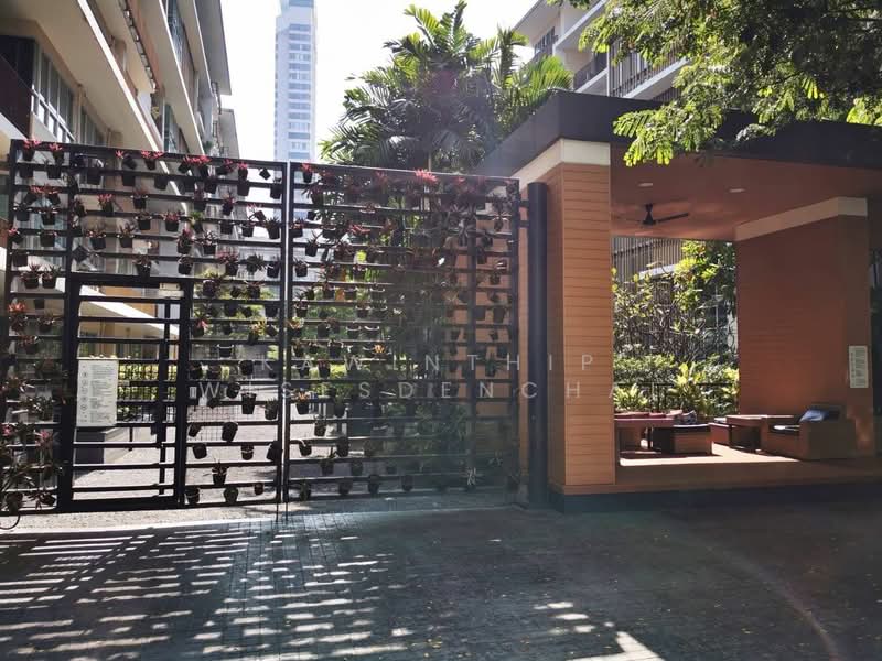 The Clover Thonglor Residence, Bangkok, Soi Sukhumvit 55, Khlong Tan Nua, Watthana, Bangkok, 1 Bedroom, 40 sqm, Condo For Rent, by Kawinthip Wisesdenchai, 500424551 - DDproperty.com