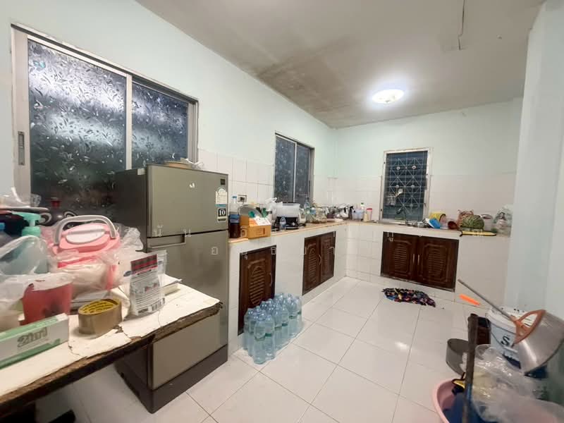 หมู่บ้านซื่อตรงโครงการบ้านชมสวน, Pathum Thani, Bung Nam Rak, Thanyaburi, Pathum Thani, 4 Bedrooms, 224 sqm, Single Detached House For Sale, by ภัทรนัน อิศรางกูร ณ อยุธยา, 500424595 - DDproperty.com