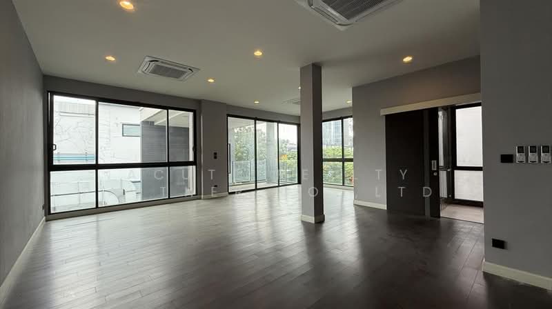 The Gentry Rama 9, Bangkok, รามคำแหง, Hua Mak, Bang Kapi, Bangkok, 5 Bedrooms, 1,200 sqm, Single Detached House For Sale, by Acute Realty Partner Co.,Ltd., 500424619 - DDproperty.com