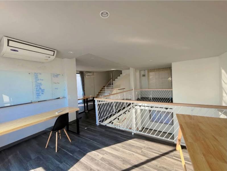 4-Story Home Office for Rent on King Kaew Road, near Suvarnabhumi Airport (SPSAD4086), Samut Prakan, Rachathewa, Bang Plee, Samut Prakan, 4 Bedrooms, 275 sqm, Townhouse For Rent, by Agent Pla, 500424672 - DDproperty.com