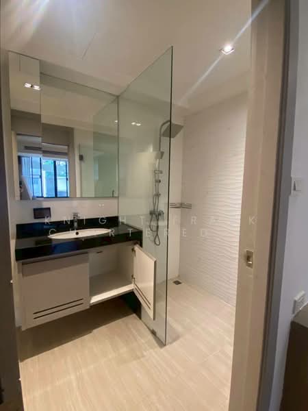 Villa Bajaj, Bangkok, Soi Sukhumvit 19, Khlongtoei Nua, Watthana, Bangkok, 2 Bedrooms, 159 sqm, Condo For Rent, by Knight Frank Chartered (Thailand) Co.,Ltd, 500424714 - DDproperty.com