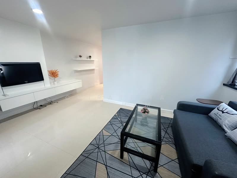 15 Suite, Bangkok, 73 1 Sukhumvit 15, Khlongtoei Nua, Watthana, Bangkok, 1 Bedroom, 43 sqm, Condo For Rent, by Chirattiya Lakkham, 500424778 - DDproperty.com