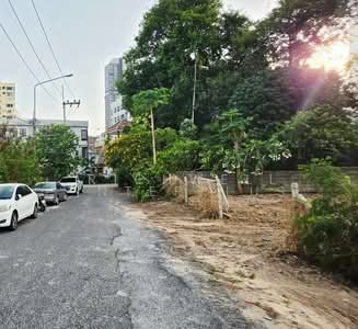 ขาย - ขายที่ดินฝั่งทะเลทำเลทองเขาพระตำหนักซอย 5 พัทยาใต้ เนื้อที่ 199 ตรว., ชลบุรี