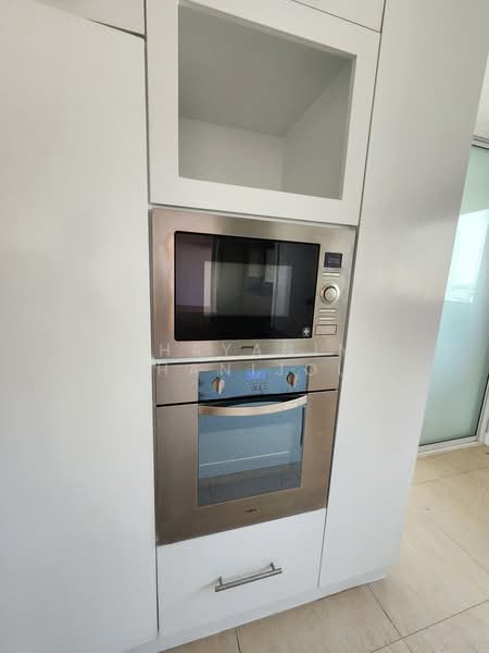 Lakeview Residences, Bangkok, Soi Sukhumvit 12, Khlong Toei, Bangkok, 4 Bedrooms, 380 sqm, Apartment For Rent, by Chayanin Khanijou, 500424816 - DDproperty.com