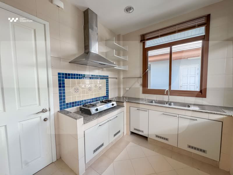 Narasiri Pattanakarn-Srinakarin, Bangkok, 878 Soi Srinakarin 20, Khlong Chan, Bang Kapi, Bangkok, 3 Bedrooms, 374 sqm, Single Detached House For Rent, by Ratchawan Huang, 500424821 - DDproperty.com