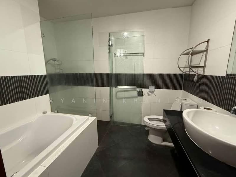Urbana Sathorn, Bangkok, 55 South Sathorn Road, Thung Maha Mek, Sathon, Bangkok, 1 Bedroom, 70 sqm, Condo For Rent, by Chayanin Khanijou, 500424826 - DDproperty.com