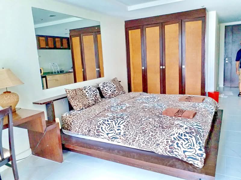 The Trendy, Bangkok, 10 Soi Sukhumvit 13, Khlongtoei Nua, Watthana, Bangkok, 1 Bedroom, 38 sqm, Condo For Rent, by Chayanin Khanijou, 500424834 - DDproperty.com