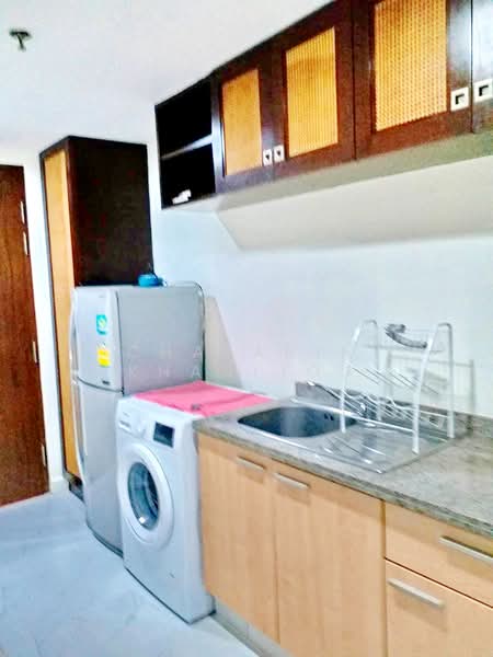 The Trendy, Bangkok, 10 Soi Sukhumvit 13, Khlongtoei Nua, Watthana, Bangkok, 1 Bedroom, 38 sqm, Condo For Rent, by Chayanin Khanijou, 500424834 - DDproperty.com