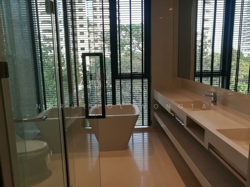 Royce Private Residences, Bangkok, 61 Soi Sukhumvit 31, Khlongtoei Nua, Watthana, Bangkok, 2 Bedrooms, 112 sqm, Condo For Rent, by Naruemol Wongta, 500424838 - DDproperty.com