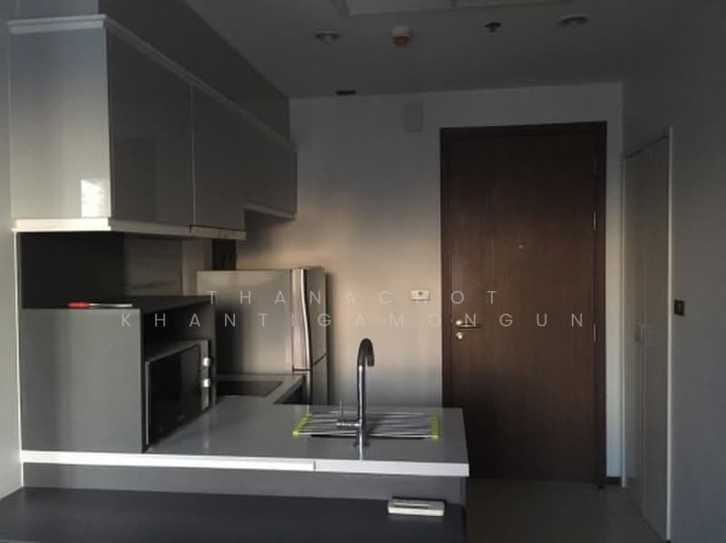 Wyne Sukhumvit, Bangkok, 1120 Sukhumvit Road, Phra Kanong, Khlong Toei, Bangkok, 1 Bedroom, 30 sqm, Condo For Rent, by Thanachot Khantigamongun, 500424845 - DDproperty.com