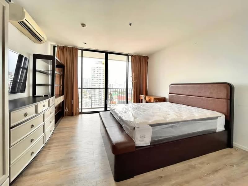 The Issara Ladprao, Bangkok, 296 Ladpao Road, Jom Phon, Chatuchak, Bangkok, 1 Bedroom, 34 sqm, Condo For Sale, by Thanachot Khantigamongun, 500424855 - DDproperty.com