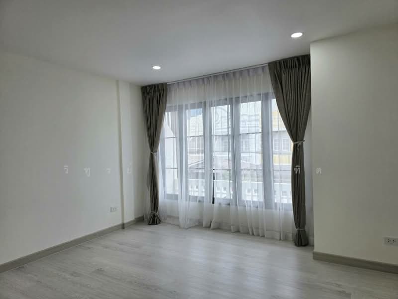 หมู่บ้านไพโรจน์บางนา, กรุงเทพ, บางนาเหนือ, บางนา, กรุงเทพ, 100 ตร.ม., ทาวน์เฮ้าส์ ขาย, โดย วิฑูรย์ รีวราบัณฑิต, 500424884 - DDproperty.com