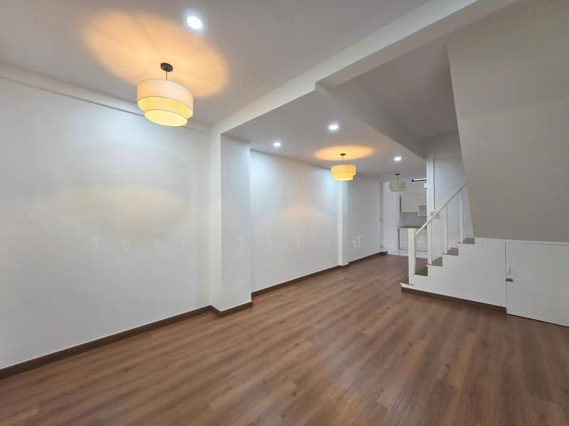 Phairoj Village Bangna, Bangkok, Bang Na Nuea, Bang Na, Bangkok, 3 Bedrooms, 100 sqm, Townhouse For Sale, by วิฑูรย์ รีวราบัณฑิต, 500424884 - DDproperty.com