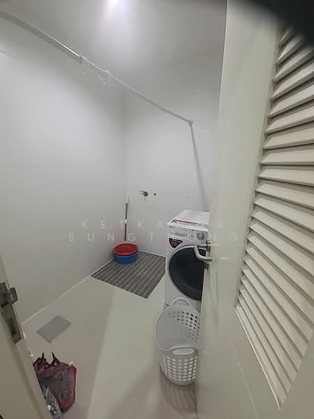 The Fourwings Residence, Bangkok, 335 Srinakarin, Hua Mak, Bang Kapi, Bangkok, 2 Bedrooms, 66 sqm, Condo For Sale, by Ketkanok Sungthong, 500424902 - DDproperty.com